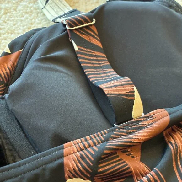 NWT Lands' End Plus Standard Vneck Wrap Underwire Floral Palm Tankini Swim Top - Picture 9 of 13